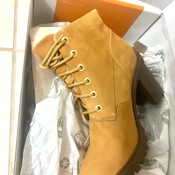Timberland-Lana Point 6 Inch Lace Up-Wheat Nubuck-Size 9 - Picture 5 of 8